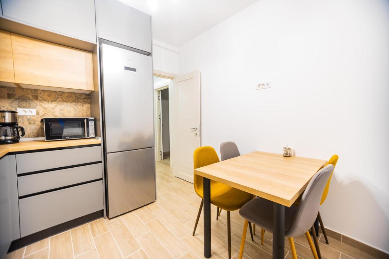 Brigitte Apartment Braşov Esterno foto