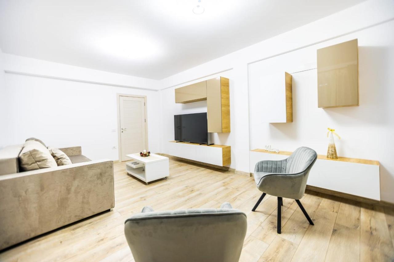 Brigitte Apartment Braşov Esterno foto