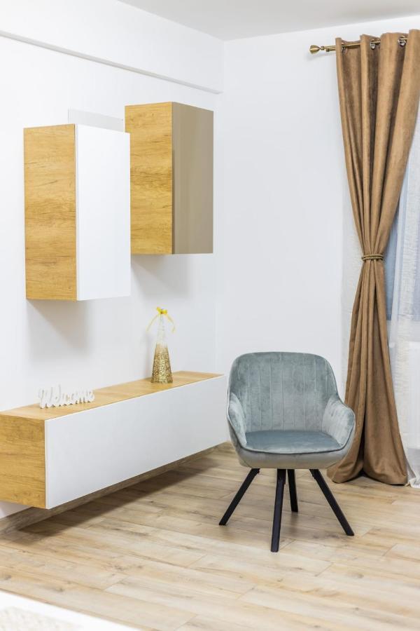 Brigitte Apartment Braşov Esterno foto