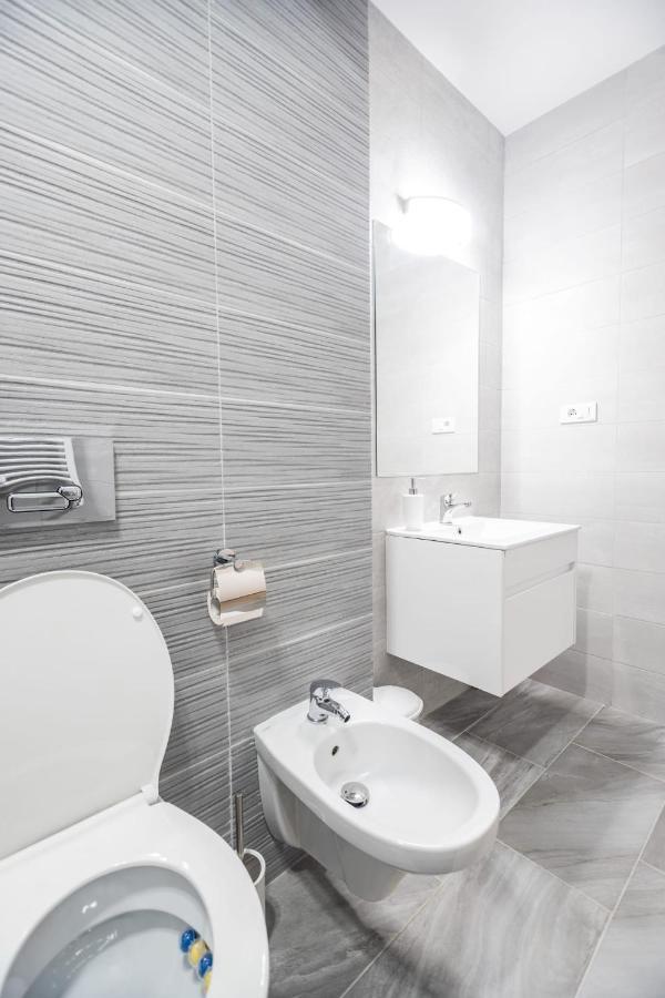Brigitte Apartment Braşov Esterno foto