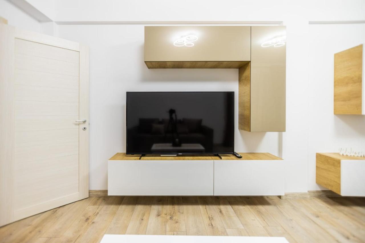Brigitte Apartment Braşov Esterno foto